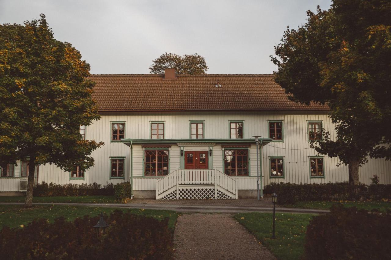 Hotel Tva Skyttlar Örby Exterior foto